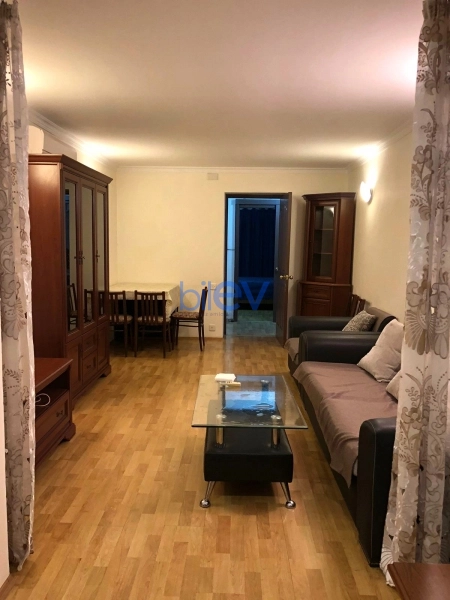 Satış 2 otaqlı Köhnə Tikili bina evi  55m², Bakı