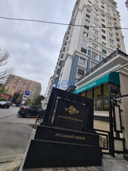 Satış 2 otaqlı Yeni Tikili bina evi  61m², Bakı
