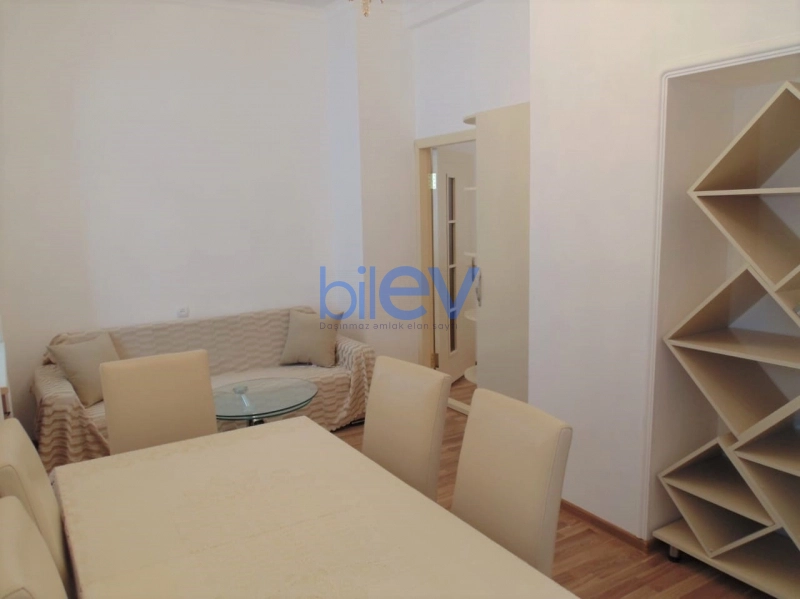 Aylıq Kirayə 3 otaqlı Köhnə Tikili bina evi  53m², Bakı