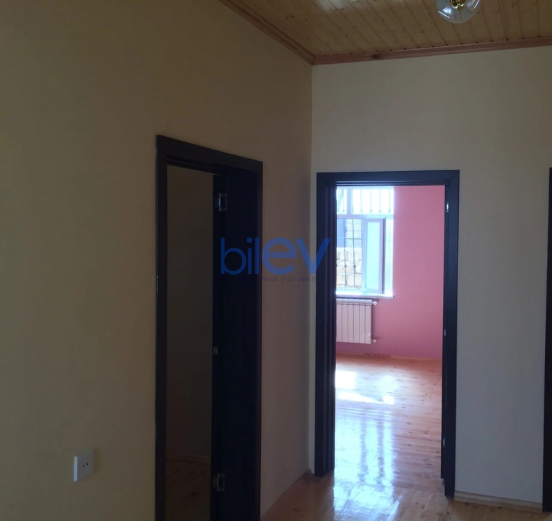 Aylıq Kirayə 3 otaqlı Həyət evi  100m², Bakı