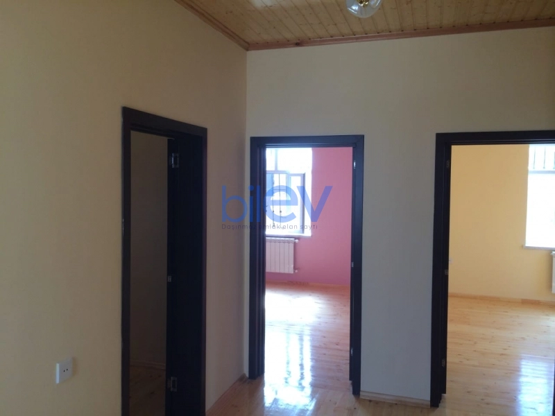Aylıq Kirayə 3 otaqlı Həyət evi  100m², Bakı