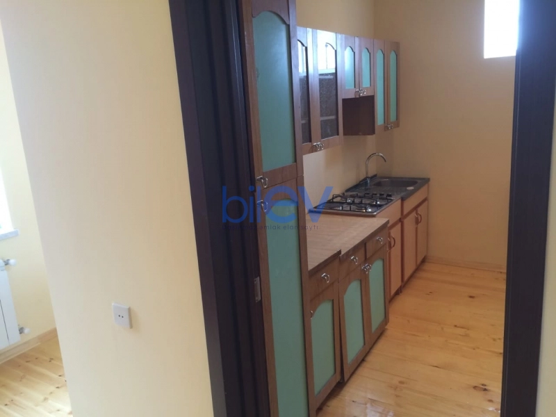 Aylıq Kirayə 3 otaqlı Həyət evi  100m², Bakı