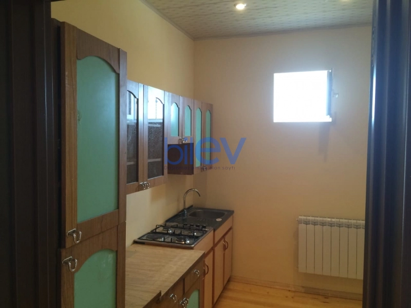 Aylıq Kirayə 3 otaqlı Həyət evi  100m², Bakı