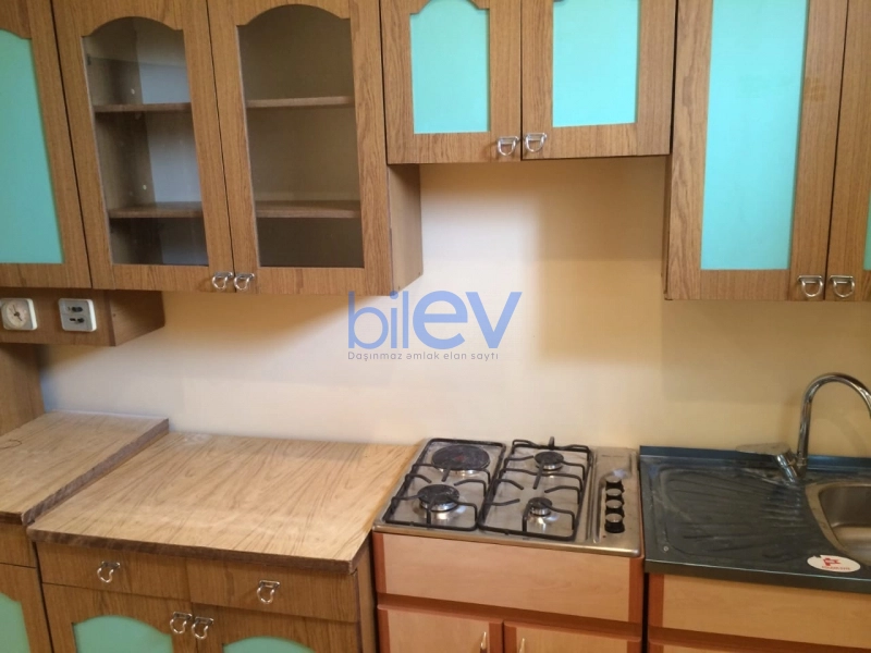 Aylıq Kirayə 3 otaqlı Həyət evi  100m², Bakı