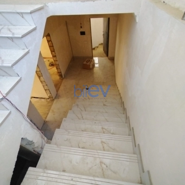 Satış 5 otaqlı Həyət evi  200m², Xırdalan