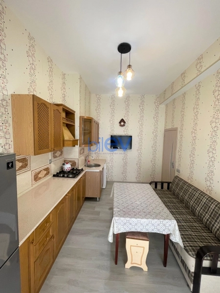 Aylıq Kirayə 1 otaqlı Yeni Tikili bina evi  50m², Bakı