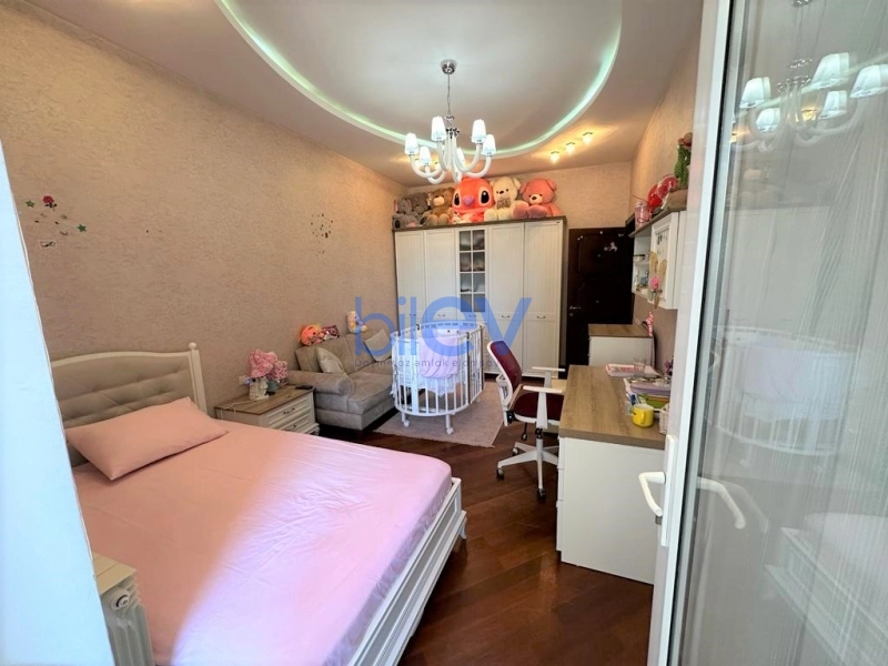 Satış 4 otaqlı Yeni Tikili  176m², Bakı