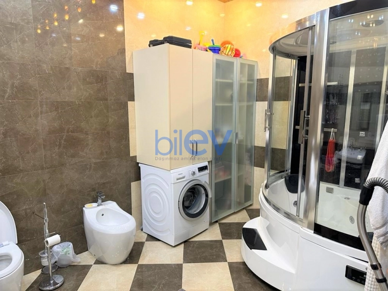 Satış 4 otaqlı Yeni Tikili  176m², Bakı