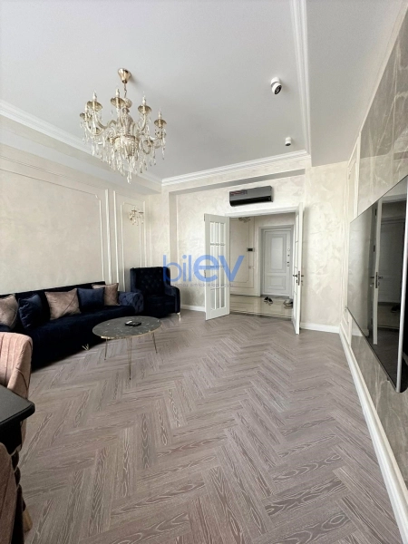 Aylıq Kirayə 3 otaqlı Yeni Tikili bina evi  138m², Bakı