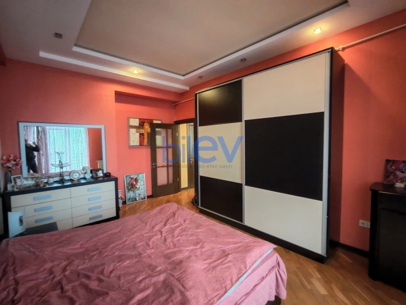 Aylıq Kirayə 3 otaqlı Yeni Tikili bina evi  110m², Bakı