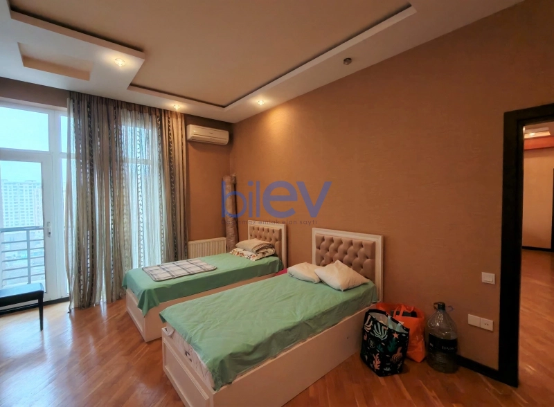 Aylıq Kirayə 3 otaqlı Yeni Tikili bina evi  110m², Bakı