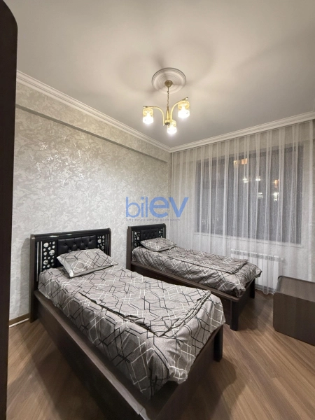 Aylıq Kirayə 3 otaqlı Yeni Tikili bina evi  80m², Bakı