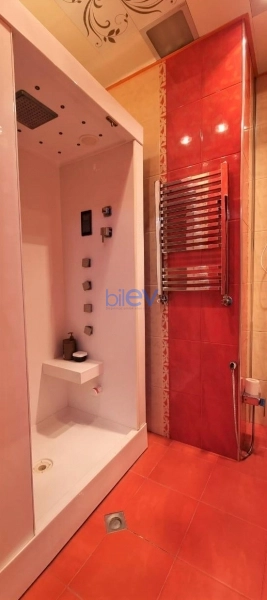 Aylıq Kirayə 3 otaqlı Yeni Tikili bina evi  173m², Bakı