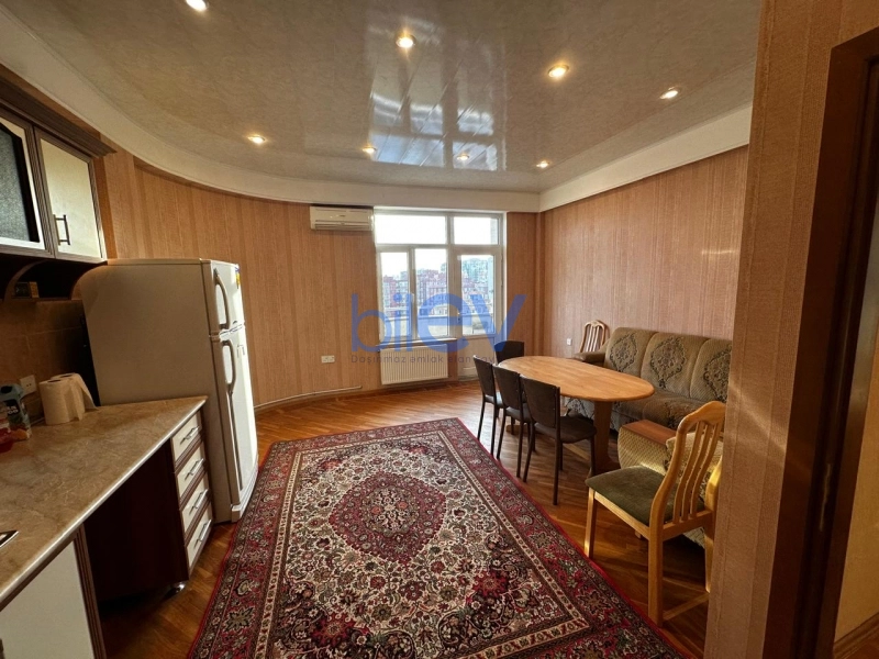 Aylıq Kirayə 4 otaqlı Yeni Tikili bina evi  170m², Bakı
