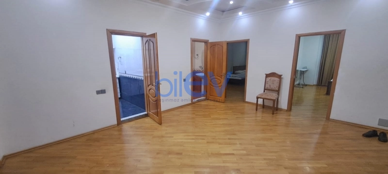 Aylıq Kirayə 3 otaqlı Yeni Tikili bina evi  170m², Bakı