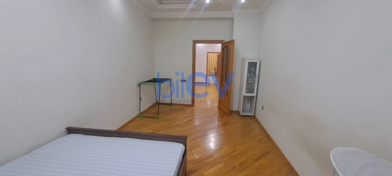 Aylıq Kirayə 3 otaqlı Yeni Tikili bina evi  170m², Bakı