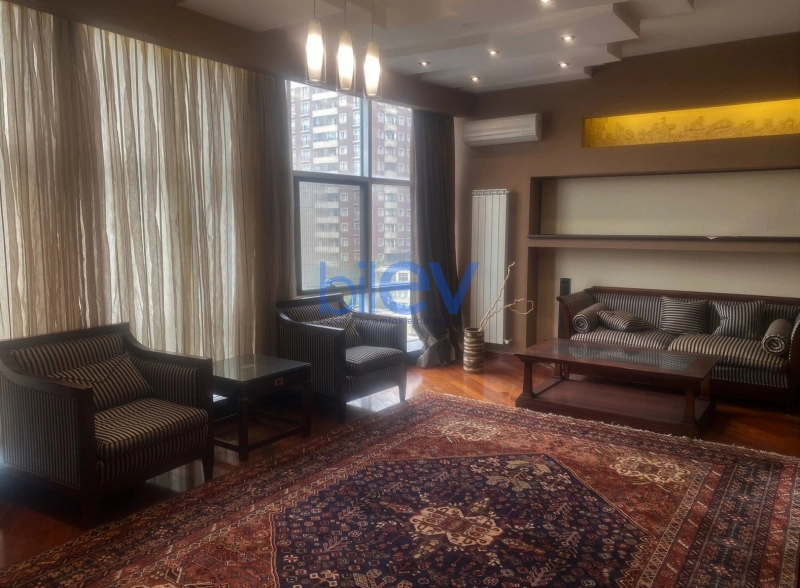 Aylıq Kirayə 2 otaqlı Yeni Tikili bina evi  110m², Bakı
