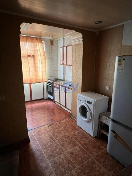 Aylıq Kirayə 2 otaqlı Köhnə Tikili bina evi  50m², Bakı