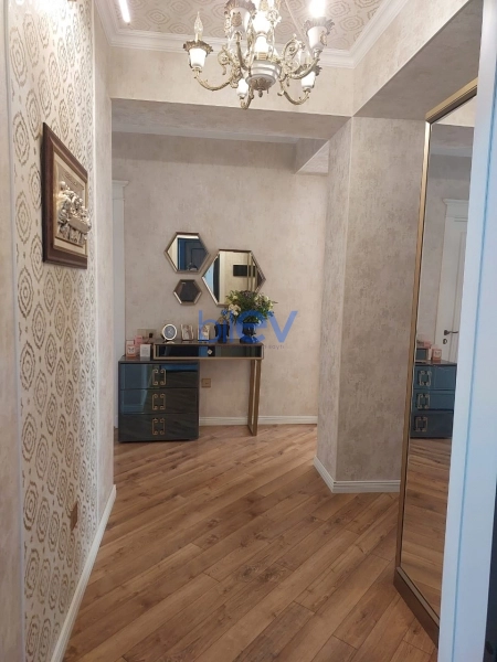 Satış 3 otaqlı Yeni Tikili bina evi  100m², Bakı