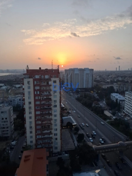 Satış 1 otaqlı Yeni Tikili bina evi  78m², Bakı