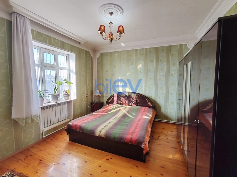 Satış 7 otaqlı Həyət evi  210m², Bakı