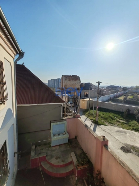 Satış 7 otaqlı Həyət evi  210m², Bakı