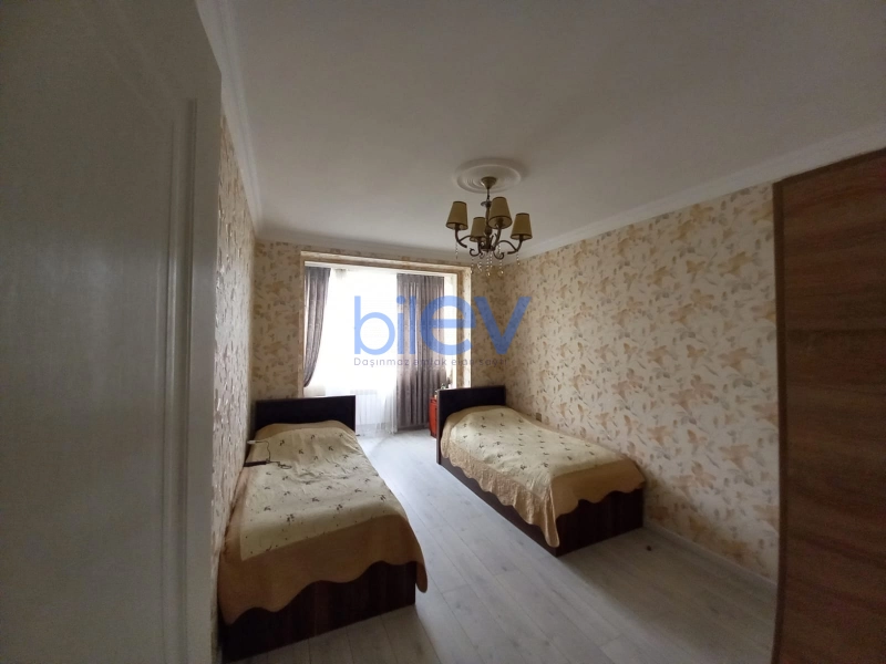 Satış 3 otaqlı Köhnə Tikili  82m², Bakı