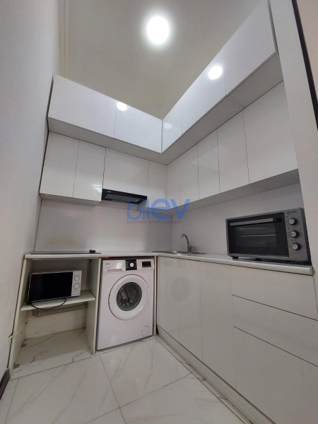 Aylıq Kirayə 1 otaqlı Yeni Tikili bina evi  40m², Bakı