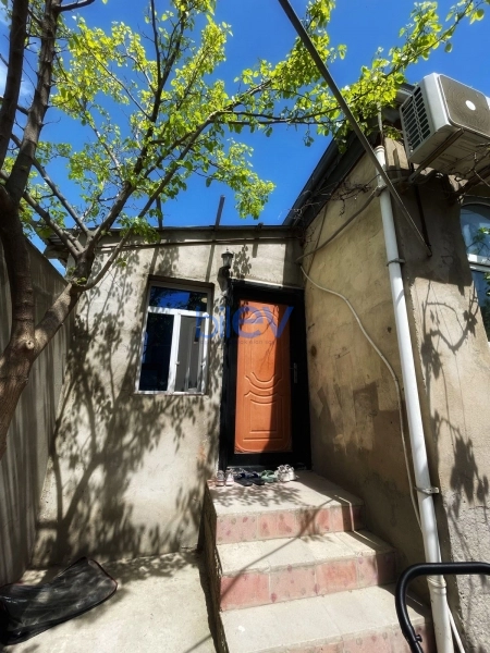 Satış 6 otaqlı Həyət evi  240m², Bakı