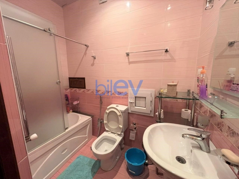 Aylıq Kirayə 2 otaqlı Yeni Tikili bina evi  110m², Bakı