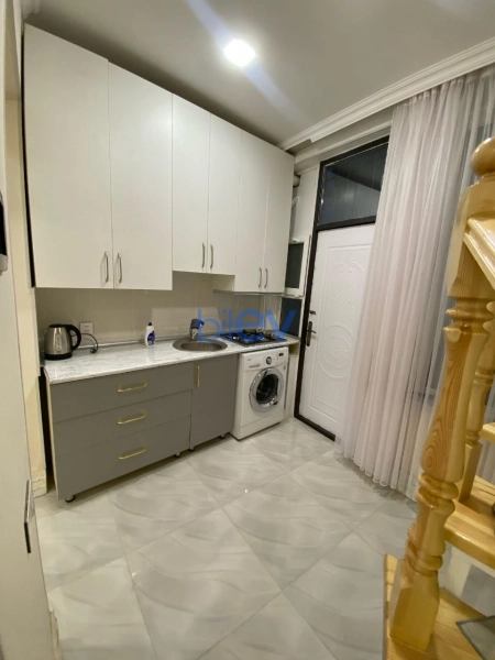 Aylıq Kirayə 2 otaqlı Köhnə Tikili bina evi  50m², Bakı