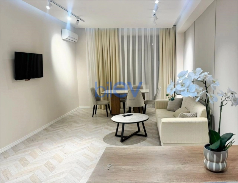 Aylıq Kirayə 2 otaqlı Yeni Tikili  83m², Bakı
