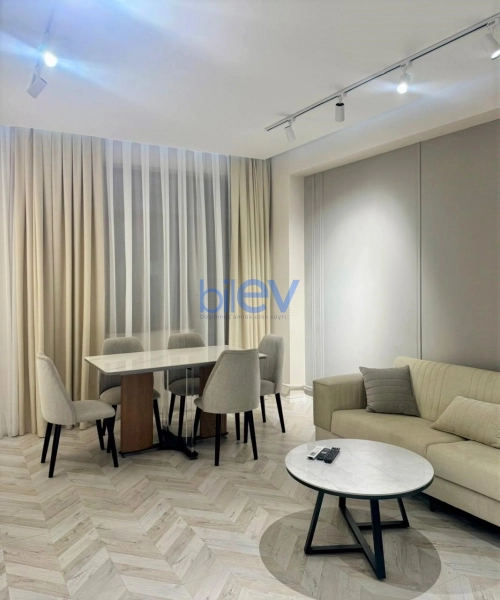 Aylıq Kirayə 2 otaqlı Yeni Tikili  83m², Bakı