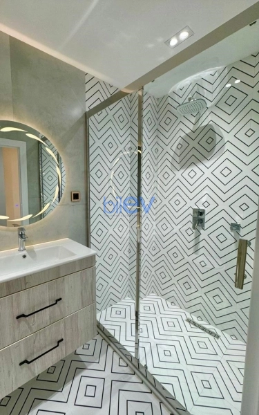 Aylıq Kirayə 2 otaqlı Yeni Tikili  83m², Bakı