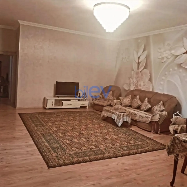 Satış 7 otaqlı Həyət evi  320m², Naxçıvan MR