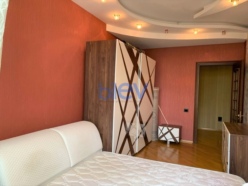 Aylıq Kirayə 4 otaqlı Yeni Tikili  195m², Bakı