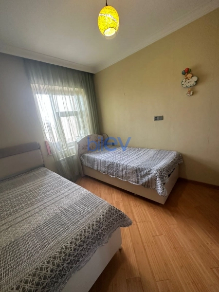 Aylıq Kirayə 3 otaqlı Yeni Tikili  110m², Bakı