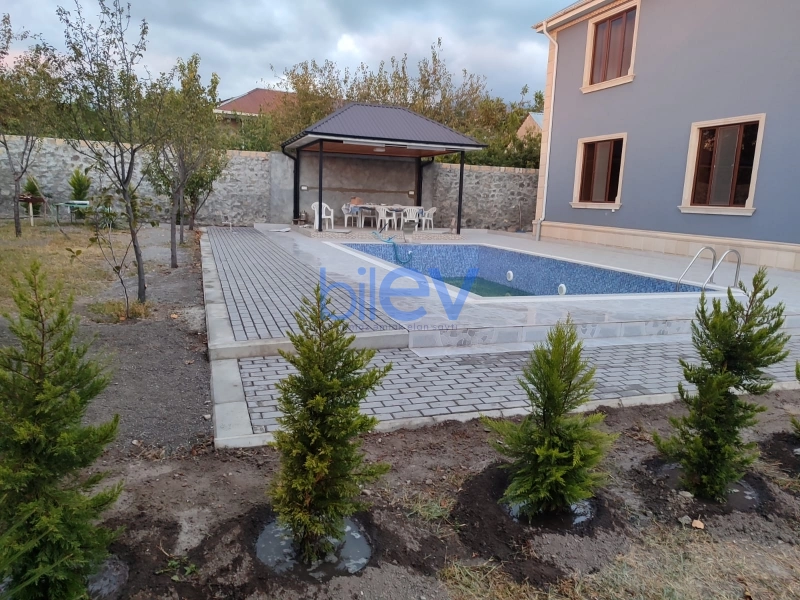 Günlük Kirayə 5 otaqlı Bağ evi  200m², Şəki