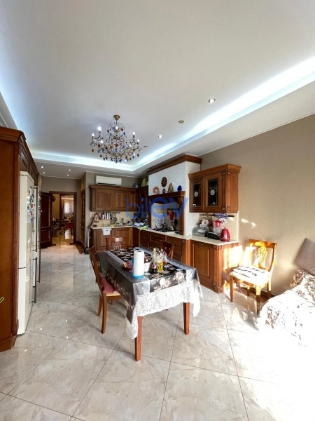 Satış 5 otaqlı Yeni Tikili bina evi  395m², Bakı