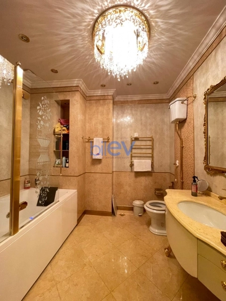 Satış 5 otaqlı Yeni Tikili bina evi  395m², Bakı