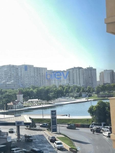 Satış 5 otaqlı Yeni Tikili bina evi  395m², Bakı