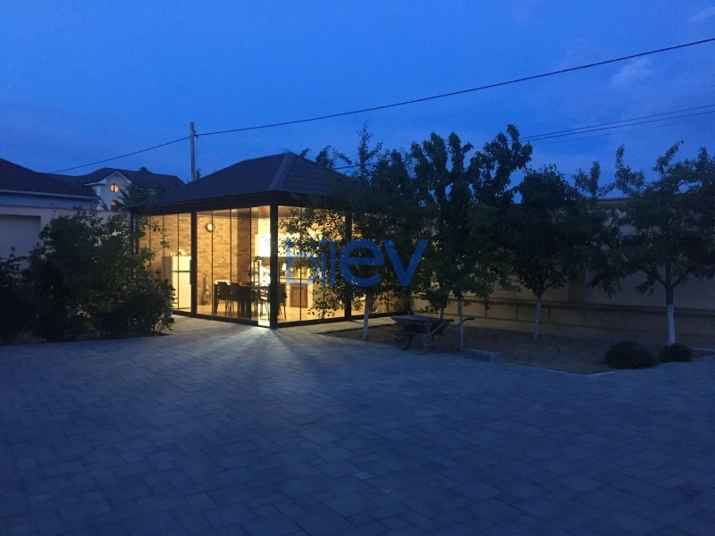 Satış 5 otaqlı Həyət evi  200m², Bakı