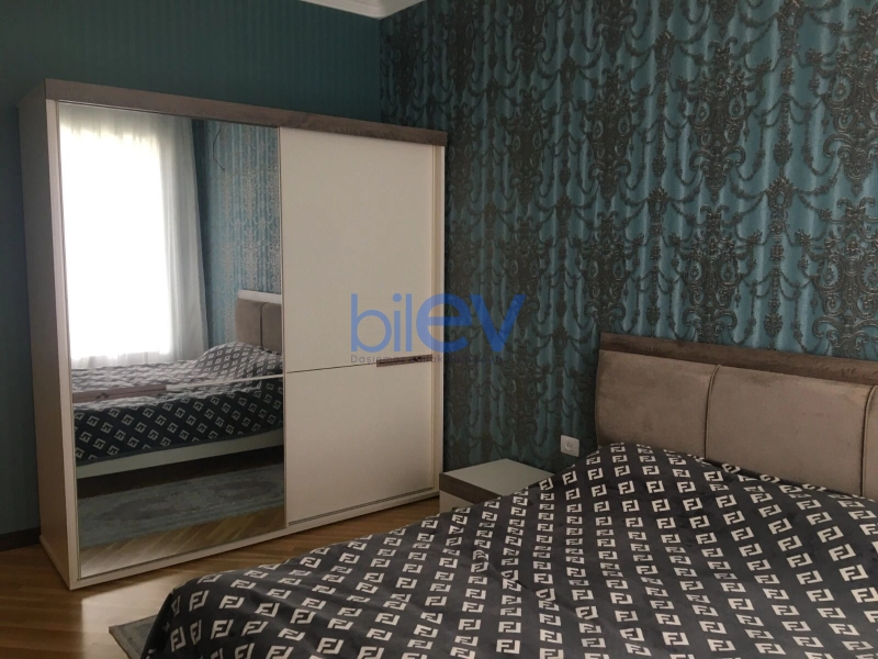 Satış 5 otaqlı Həyət evi  200m², Bakı