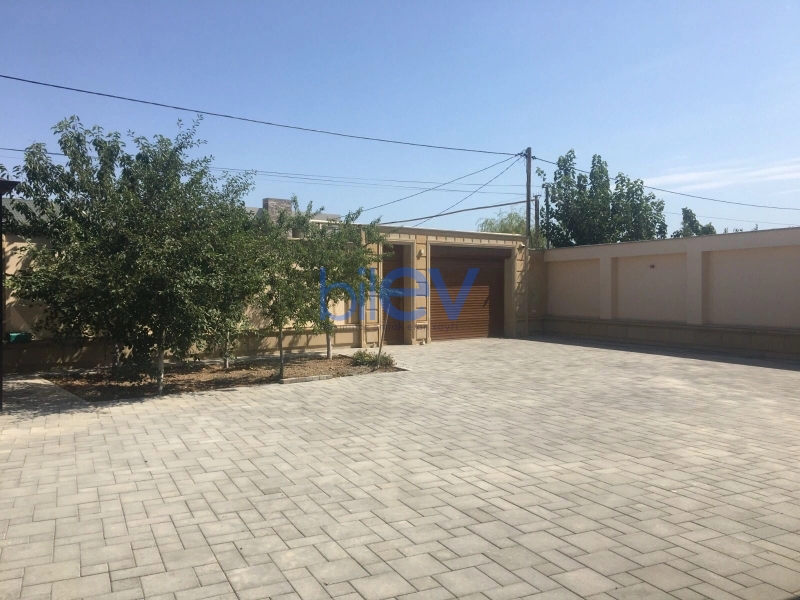 Satış 5 otaqlı Həyət evi  200m², Bakı