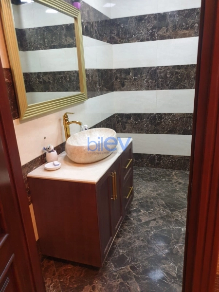 Satış 3 otaqlı Yeni Tikili  140m², Bakı