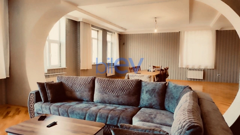 Satış 6 otaqlı Villa  510m², Bakı