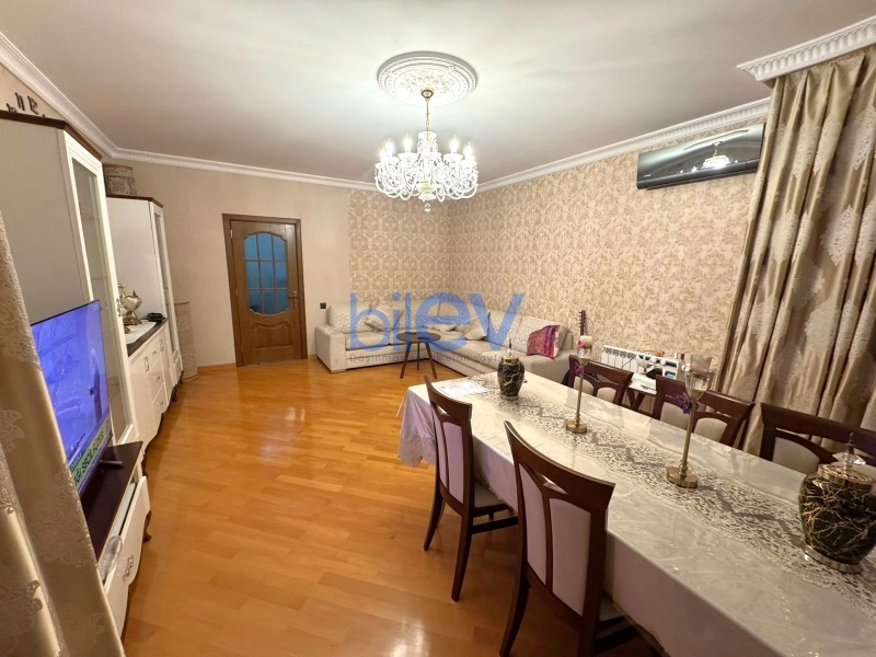 Satış 3 otaqlı Yeni Tikili  130m², Bakı