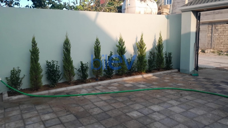 Satış 7 otaqlı Həyət evi  240m², Bakı