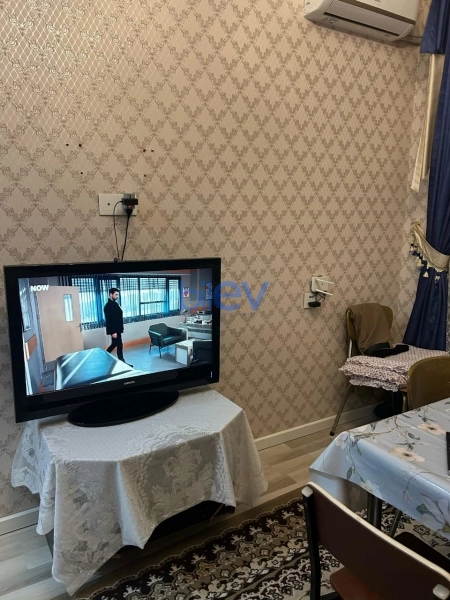Aylıq Kirayə 2 otaqlı Köhnə Tikili bina evi  50m², Bakı