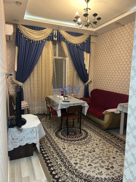 Aylıq Kirayə 2 otaqlı Köhnə Tikili bina evi  50m², Bakı
